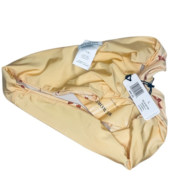 New with Tags WeWoreWhat Delilah Bikini Bottom in Flowers Impala - Picture 3 of 3